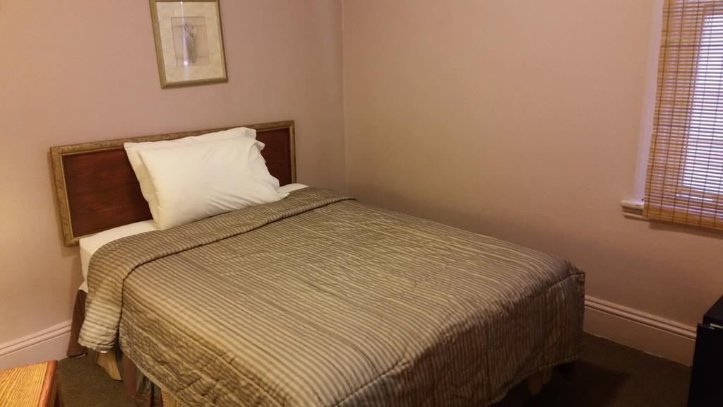 A Voyageur's 3*